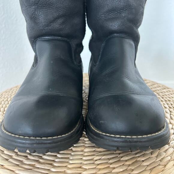 UGG Brooks Tall Black Leather Boots Genuine Sheepskin Lining Women’s Sz 8 Winter - Picture 4 of 16